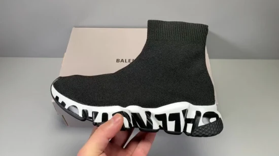 1: 1 Balenciga Hommes Speed ​​Sneaker en Tricot Jacquard Noir, Chaussures de Sport à Semelle Graffiti Blanche et Noire